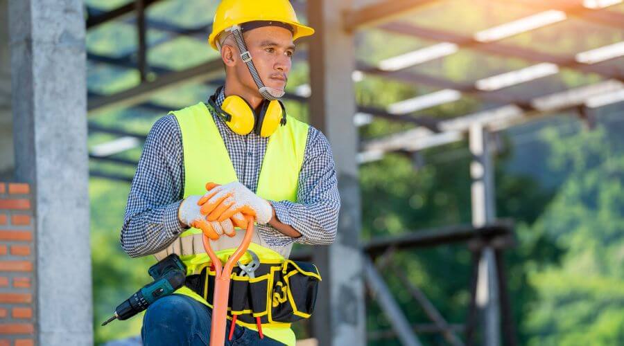 Expert Emergency Roof Repairs services in Iola, TX